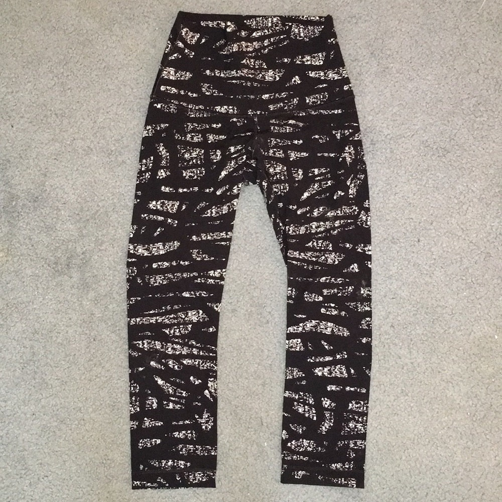 Lululemon high rise crop leggings